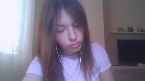 Jennifer online show from 09-28-25, 02:33