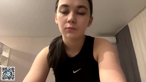 Emilia  or Emi online show from 01-18-26, 06:44