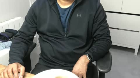 Snapshot of joeshades21 chatting on 01-23-25, 10:22 joeshades21 online show from 01-23-25, 10:22