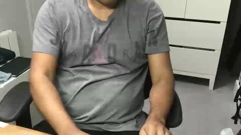 Snapshot of joeshades21 chatting on 01-26-25, 01:58 joeshades21 online show from 01-26-25, 01:58