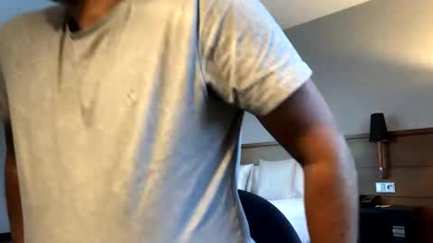 Snapshot of joeshades21 chatting on 02-18-25, 04:16 joeshades21 online show from 02-18-25, 04:16