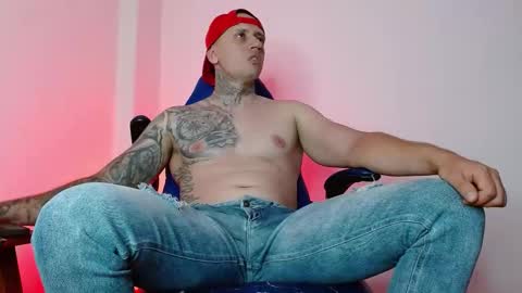     online show from 11-27-25, 05:42