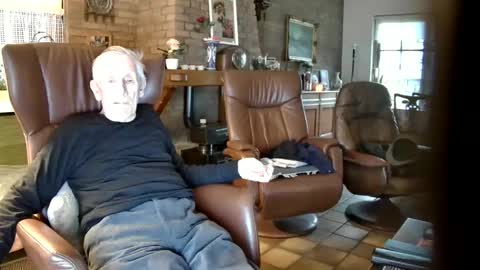 Snapshot of johan7_heet chatting on 12-16-24, 03:00 johan7 heet online show from 12-16-24, 03:00