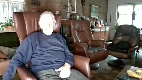 Snapshot of johan7_heet chatting on 12-19-24, 03:19 johan7 heet online show from 12-19-24, 03:19