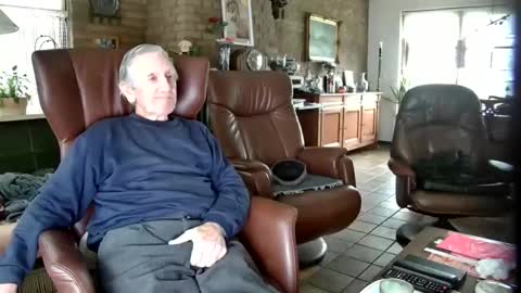 Snapshot of johan7_heet chatting on 12-29-24, 02:31 johan7 heet online show from 12-29-24, 02:31