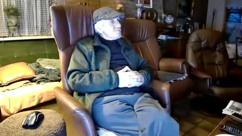 Snapshot of johan7_heet chatting on 02-19-25, 05:27 johan7 heet online show from 02-19-25, 05:27