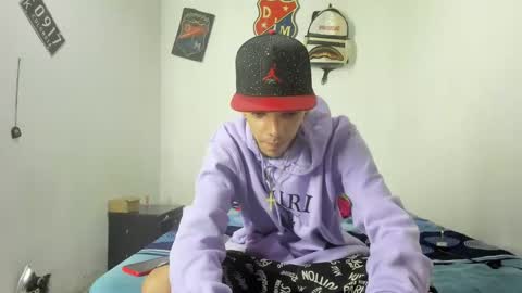 Snapshot of johan_and_antonella chatting on 01-13-25, 05:12 johan_and_antonella online show from 01-13-25, 05:12