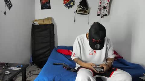 johan_and_antonella online show from 02-16-26, 05:47