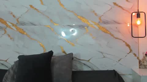 johan online show from 09-21-25, 12:23