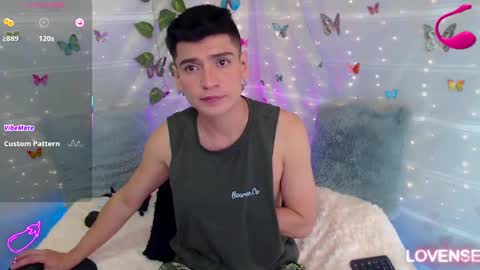 Snapshot of johan_sweet1 chatting on 02-11-25, 03:51 JOHAN - online show from 02-11-25, 03:51