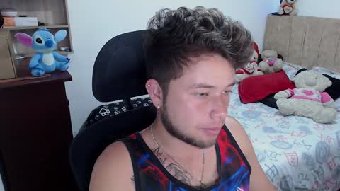 Snapshot of johanleonsweetboy chatting on 12-15-24, 06:18 JOHAN independient model online show from 12-15-24, 06:18