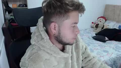 Snapshot of johanleonsweetboy chatting on 12-30-24, 01:36 JOHAN independient model online show from 12-30-24, 01:36