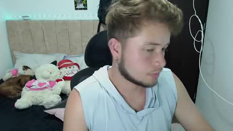 Snapshot of johanleonsweetboy chatting on 01-18-25, 11:55 JOHAN independient model online show from 01-18-25, 11:55