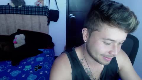 Snapshot of johanleonsweetboy chatting on 10-01-25, 04:46 JOHAN independient model online show from 10-01-25, 04:46