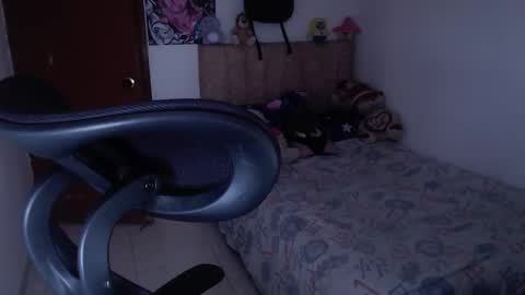 JOHAN independient model online show from 12-05-25, 02:47