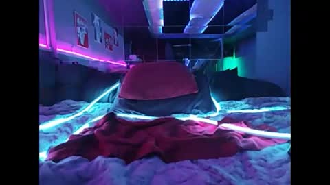 Snapshot of johanna_obey_you chatting on 01-04-25, 11:43 Johanna Sweet online show from 01-04-25, 11:43