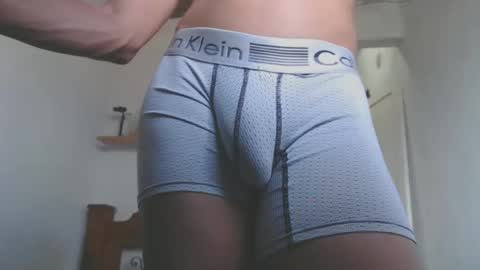 johantorres19 online show from 01-20-25, 05:27