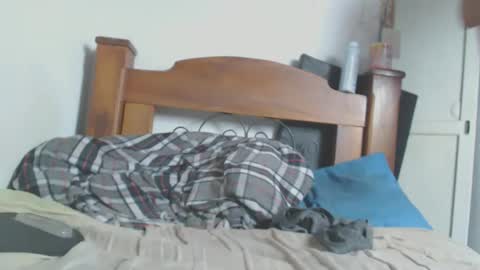 johantorres19 online show from 02-14-25, 02:44