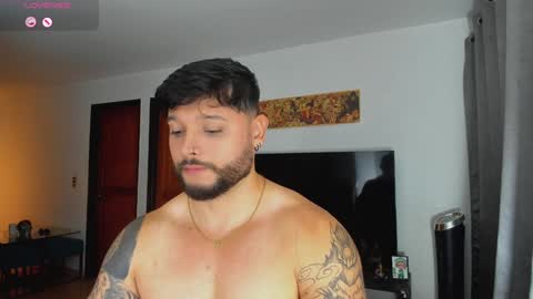 Snapshot of johatsu chatting on 12-09-24, 11:03 King - online show from 12-09-24, 11:03