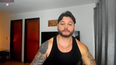 Snapshot of johatsu chatting on 01-02-25, 10:11 King - online show from 01-02-25, 10:11