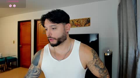 Snapshot of johatsu chatting on 01-27-25, 12:43 King - online show from 01-27-25, 12:43