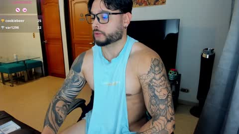 Snapshot of johatsu chatting on 01-31-25, 12:17 King - online show from 01-31-25, 12:17