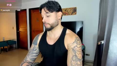 Snapshot of johatsu chatting on 02-12-25, 11:20 King - online show from 02-12-25, 11:20