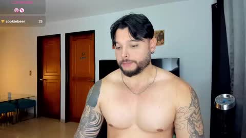 Snapshot of johatsu chatting on 02-14-25, 02:18 King - online show from 02-14-25, 02:18