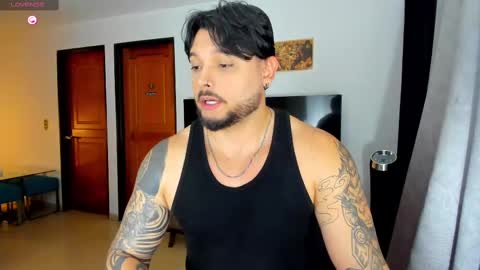 Snapshot of johatsu chatting on 03-07-25, 10:10 King - online show from 03-07-25, 10:10