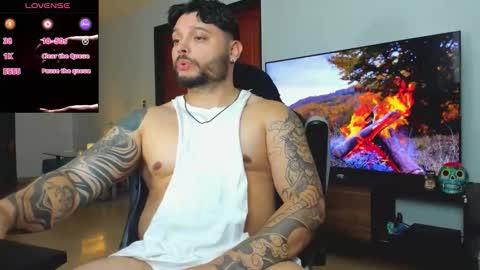 Snapshot of johatsu chatting on 10-22-25, 09:25 King - online show from 10-22-25, 09:25