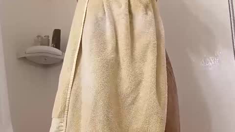 Snapshot of johenxxx chatting on 01-09-25, 12:30 johenxxx online show from 01-09-25, 12:30