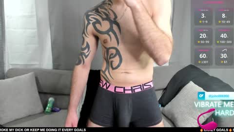 Snapshot of john006900 chatting on 01-21-25, 04:37 John Spark online show from 01-21-25, 04:37