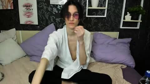 Snapshot of john__strong chatting on 05-31-26, 01:18 john__strong online show from 05-31-26, 01:18