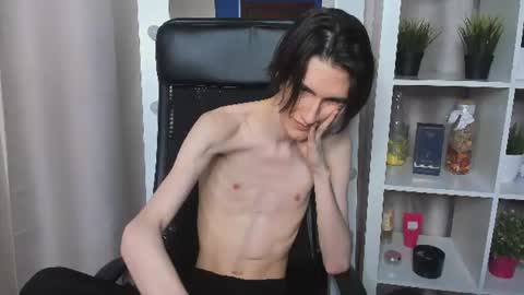 Snapshot of john__strong chatting on 07-04-26, 04:02 john__strong online show from 07-04-26, 04:02