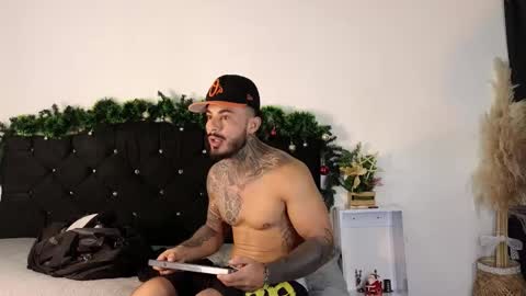 John  online show from 11-27-25, 11:01