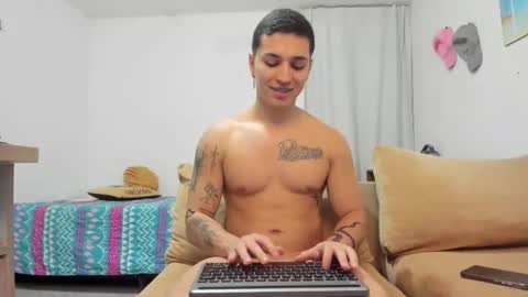 Snapshot of john_s117 chatting on 03-01-26, 12:34 JOHN online show from 03-01-26, 12:34