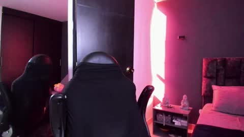 Snapshot of johnbelt_ chatting on 02-17-26, 08:37 john belt online show from 02-17-26, 08:37