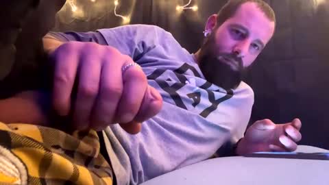 johnboii813 online show from 12-08-24, 12:19