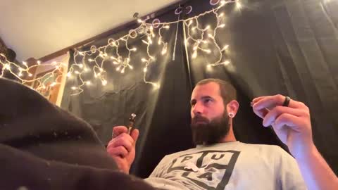 johnboii813 online show from 12-09-24, 01:07