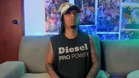 John carrie    Independent  Help me reach my goal 100 likes and 10000 followers  online show from 01-18-26, 01:31