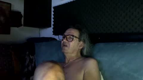 Snapshot of johndoes807113 chatting on 06-14-26, 06:26 johndoe online show from 06-14-26, 06:26