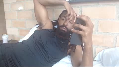 John Gabbana online show from 02-13-25, 09:38