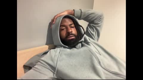 John Gabbana online show from 10-26-25, 10:43