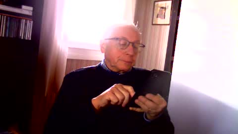 Snapshot of johnjohn6226623 chatting on 01-04-25, 11:22 johnjohn6226 online show from 01-04-25, 11:22