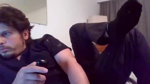 johnjohn online show from 10-03-25, 02:08