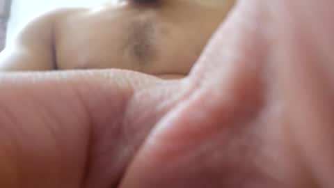 Snapshot of johnnnn2331 chatting on 01-17-26, 05:12 johnnnn2331 online show from 01-17-26, 05:12