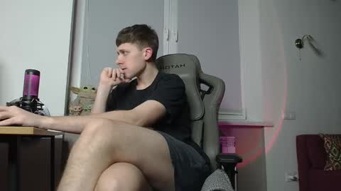 johnny boom online show from 12-04-24, 04:38