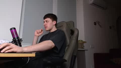 johnny boom online show from 03-10-25, 05:50