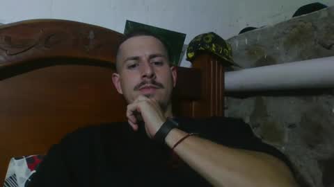 Johnny online show from 01-01-25, 04:50