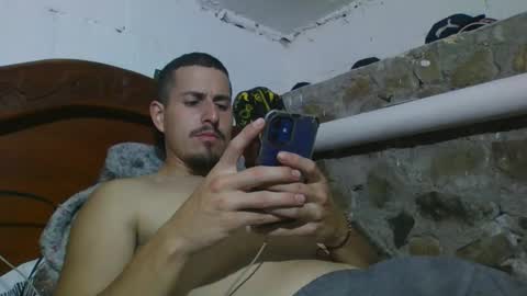 Johnny online show from 01-12-25, 12:28